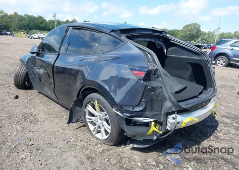 2024 Tesla Model Y Long Range Dual Motor All-Wheel Drive from USA, damaged, VIN 7SAYGDEE5RA225734